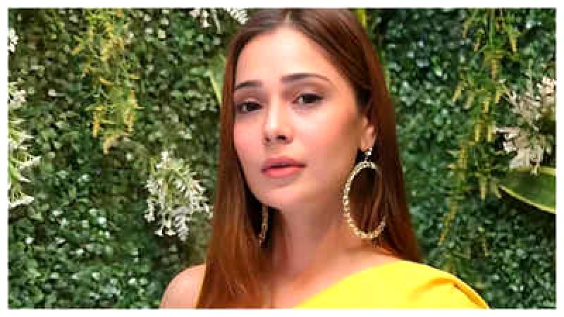 Exclusive - Sara Khan on Chhathi Maiyya Ki Bitiya: Communicating in pure Hindi can be difficult at times
