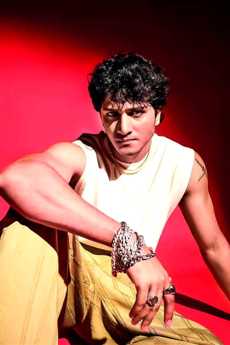Samarjit Lankesh: Embracing the Challenges of a Leading Role