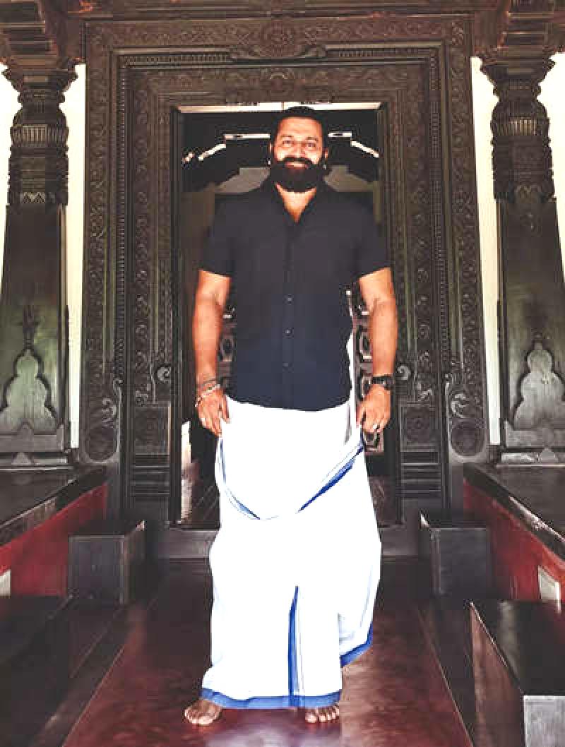 Daivas played a significant role in blessing me with this award, says Rishab Shetty