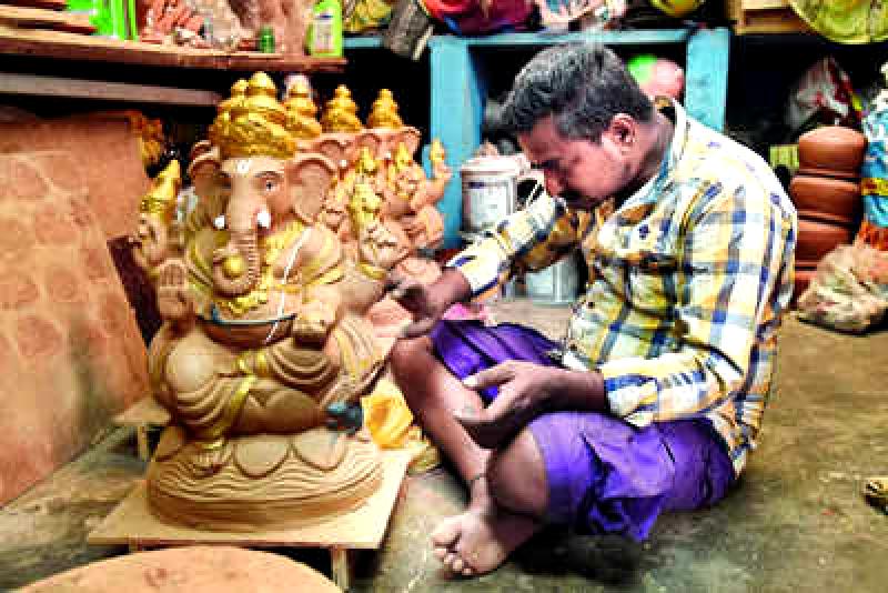 Bengaluru Artisans prepare for Ganesh Chaturthi with Festive Excitement